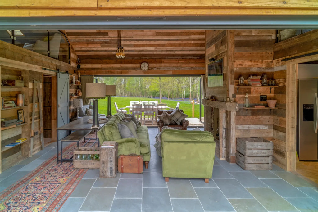 Larkpine Barn